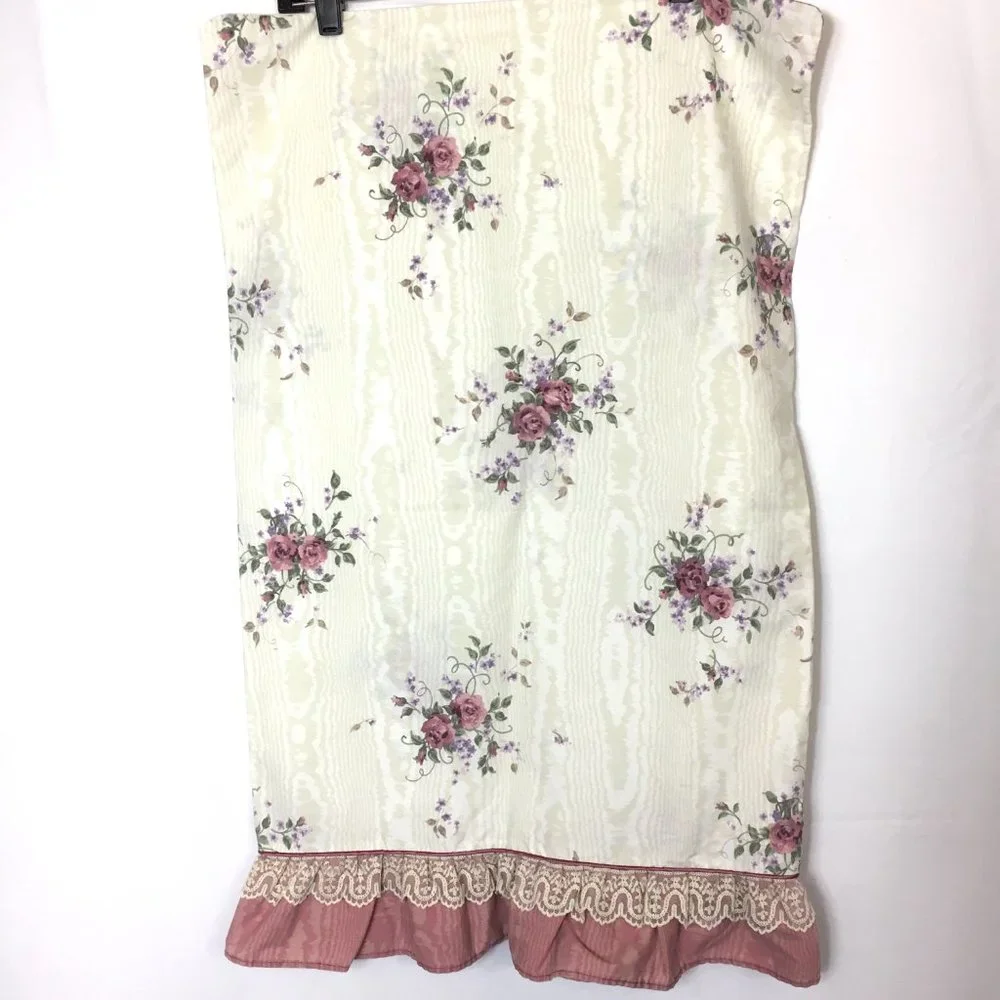 80’s VTG Pillowcases Cottagecore Romantic Roses Flower / Cream